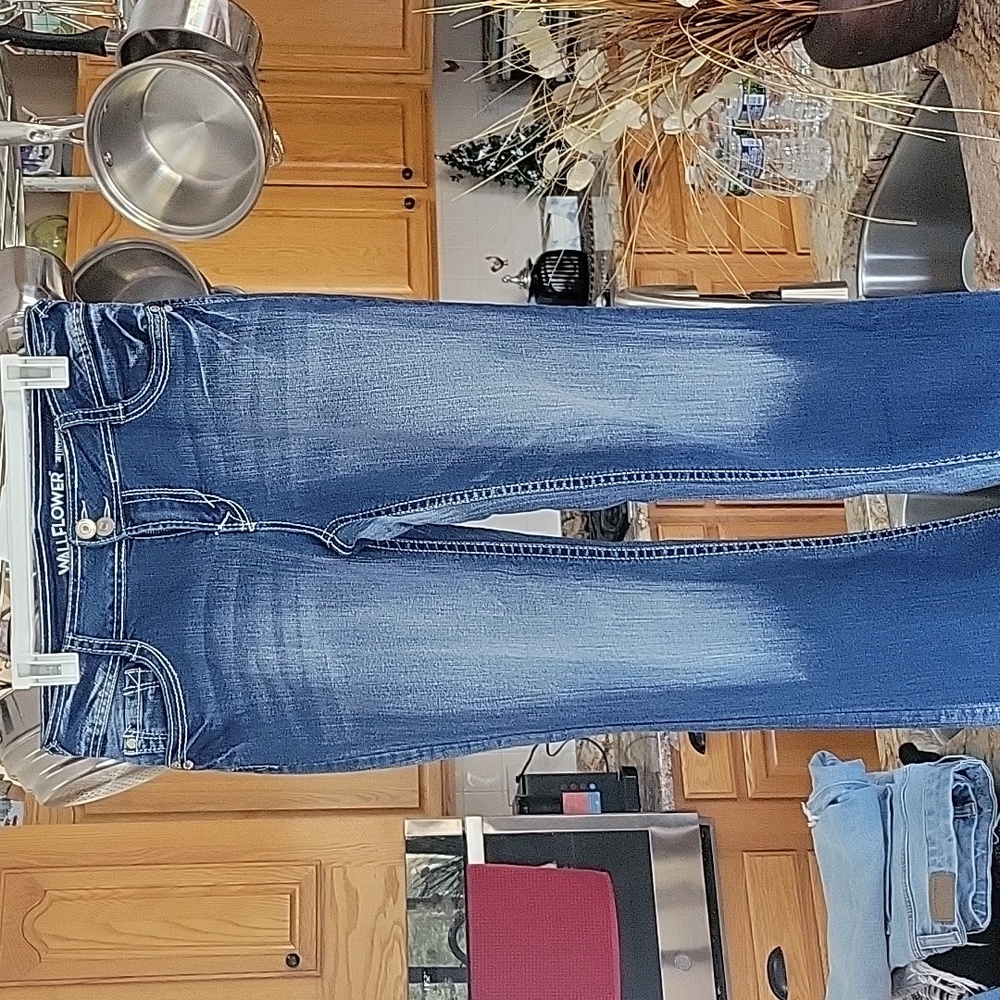 Wallflower Juniors Blue Jeans